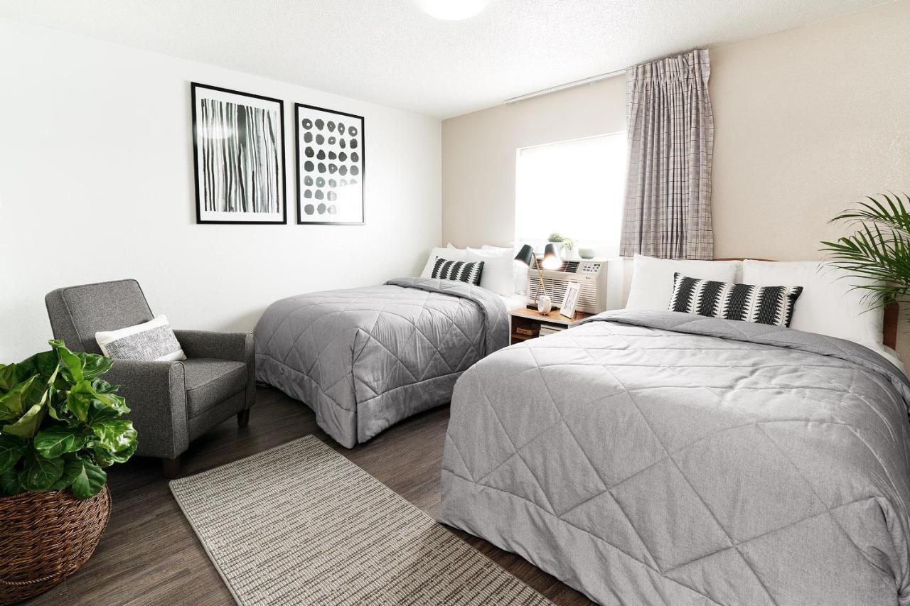 Intown Suites Extended Stay Chicago Il - Oakbrook Villa Park Exterior photo