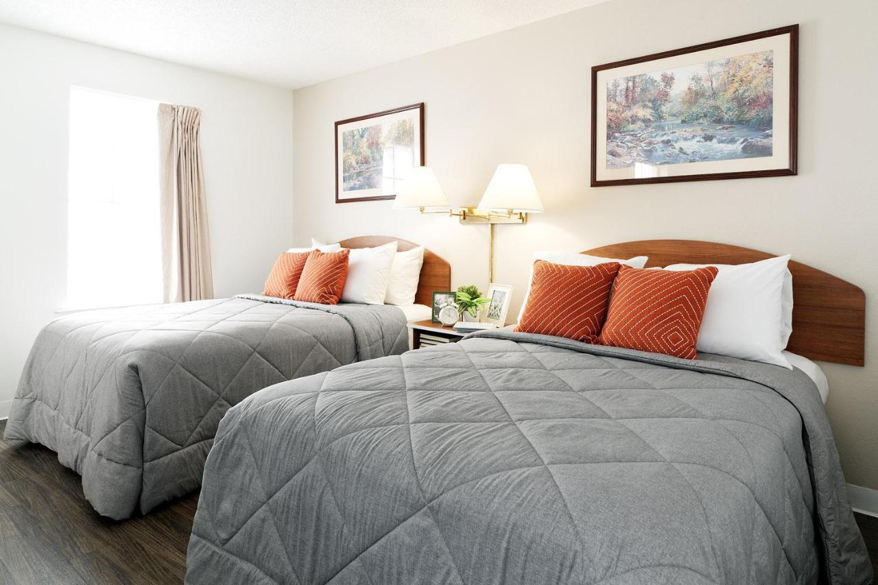 Intown Suites Extended Stay Chicago Il - Oakbrook Villa Park Exterior photo